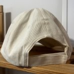 Vyšívaná kšiltovka #009 – krémová - třetí obrázek z galerie